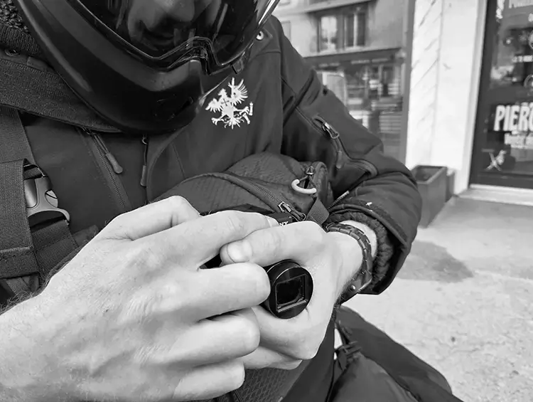 Détective privé fillature scooter à nantes, Pays de la Loire