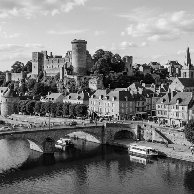 Photo de Château-Gontier en Pays de La Loire pour enquete privé détective aquila